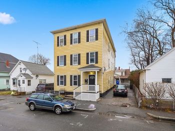 14-14 1/2 Hacker Street