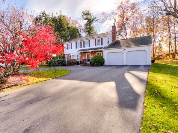 7 Dubiel Drive, Worcester MA 01609