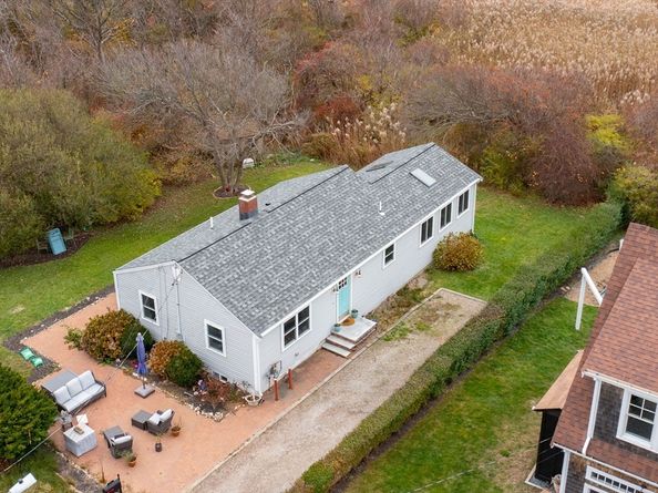 17 Bradford Ave, Scituate MA 02066