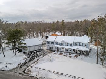 11 Longwood Dr