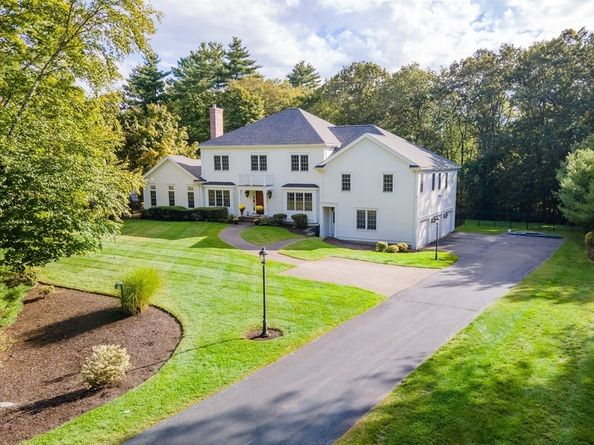 19 Skyview Lane, Sudbury MA 01776