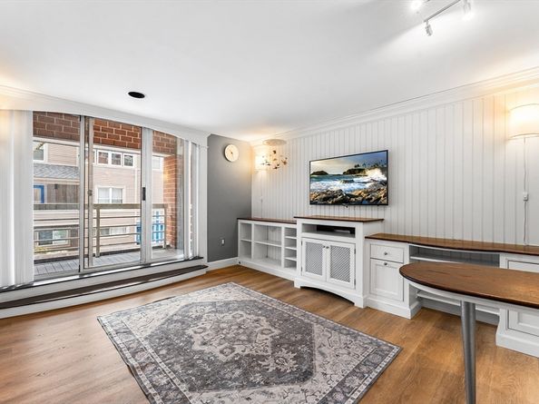 20 Chestnut St 11, Cambridge MA 02139