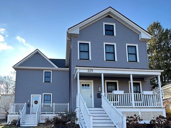 205 Park St 2, Boston MA 02132