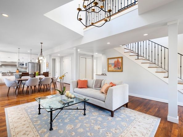 95 Beals Street 2, Brookline MA 02446