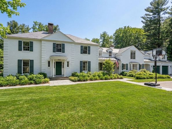 389 Grove St, Needham MA 02492
