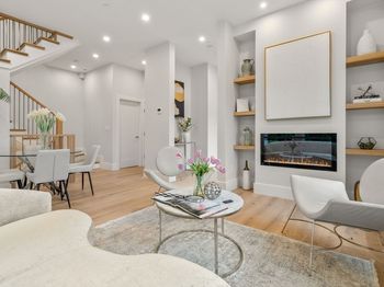 2202 Commonwealth Ave