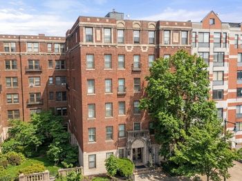 1945 Commonwealth Avenue