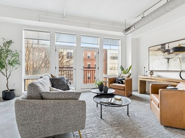 139 E Berkeley 402R, Boston MA 02118