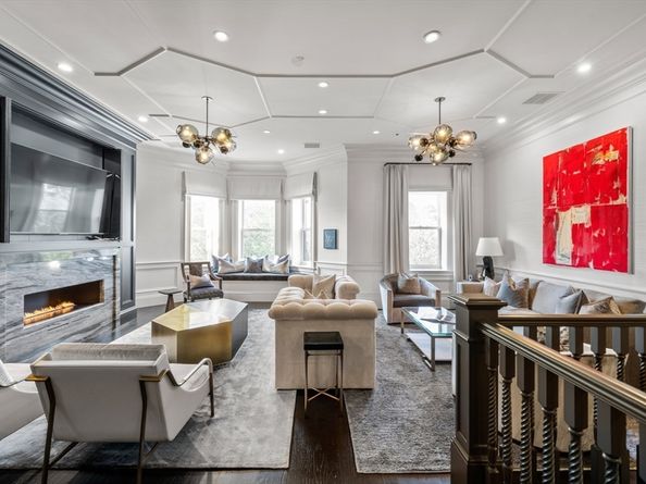 244 Marlborough Street PH, Boston MA 02116