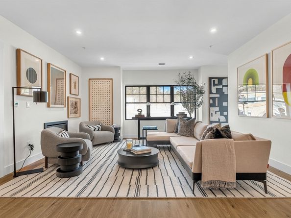 20 Audubon Way Unit 205, Canton MA 02021