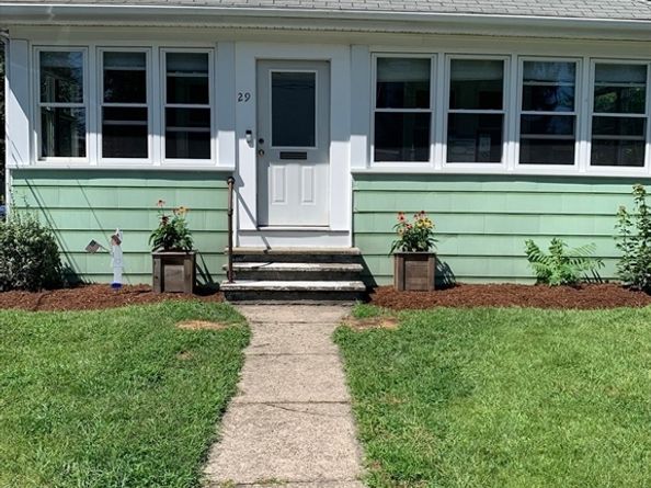 29 Saint Michael Rd, Braintree MA 02184