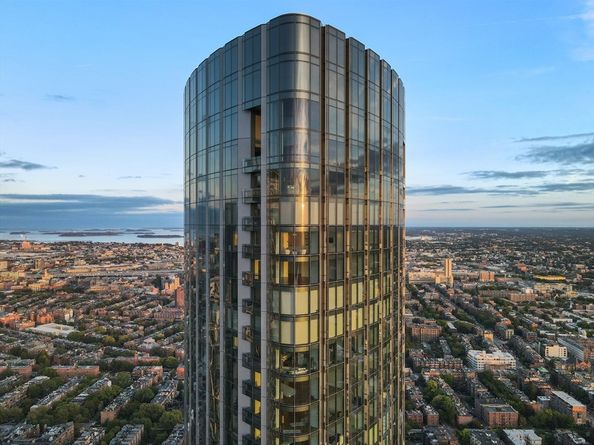 1 Dalton St 5802, Boston MA 02199