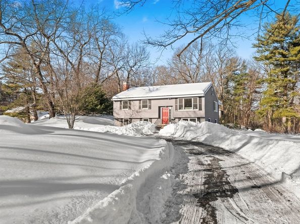 119 Van Norden Rd, Reading MA 01867