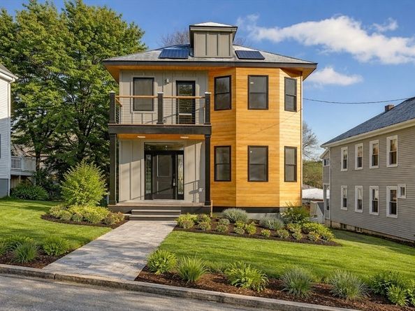 7 Park Ave Ext, Arlington MA 02475