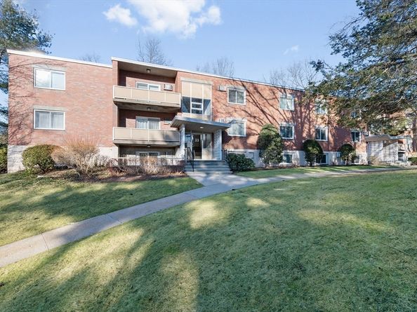 33 Jacqueline Rd D, Waltham MA 02452