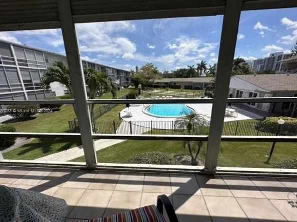 700 Layne Blvd 212, Hallandale Beach FL 33009