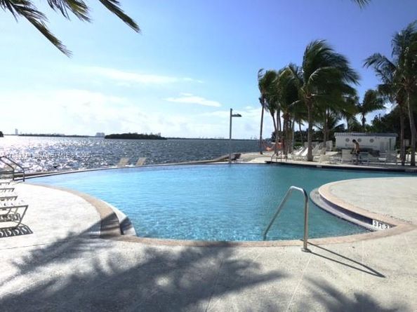 Undisclosed Address #A11883714, Miami FL 33138