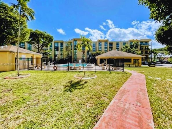 11750 SW 18th St 2081, Miami FL 33175