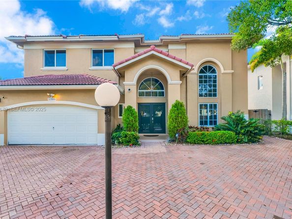 13000 SW 136th Ter, Miami FL 33186