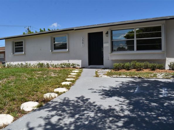 3041 N 74th Ave, Hollywood FL 33024