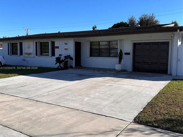 9840 SW 163rd St, Miami FL 33157