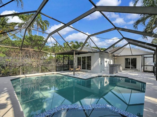 1546 Van Buren St, Hollywood FL 33020