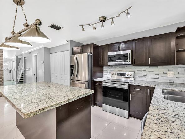 4299 Coral Springs Dr 3A, Coral Springs FL 33065