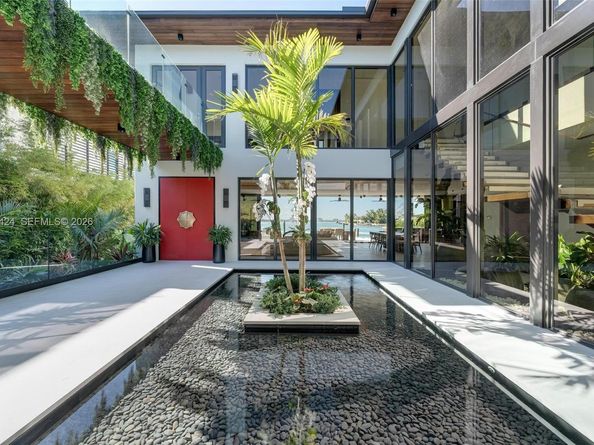 857 N Shore Dr, Miami Beach FL 33141