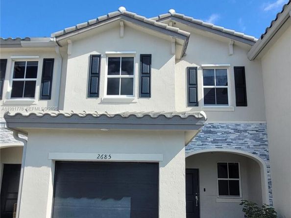 2685 SE 13th St, Homestead FL 33035