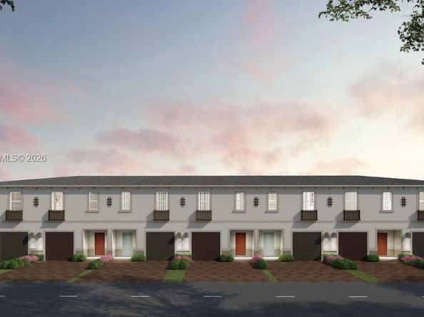 825 SW 12 Street, Florida City FL 33034