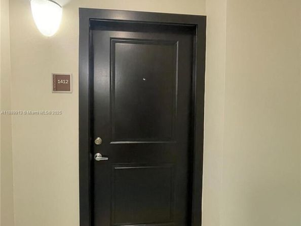 10 Aragon Ave 1412, Coral Gables FL 33134