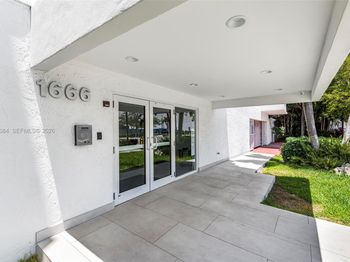 1666 West Ave