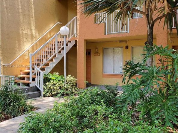 1154 Coral Club Dr 1154, Coral Springs FL 33071