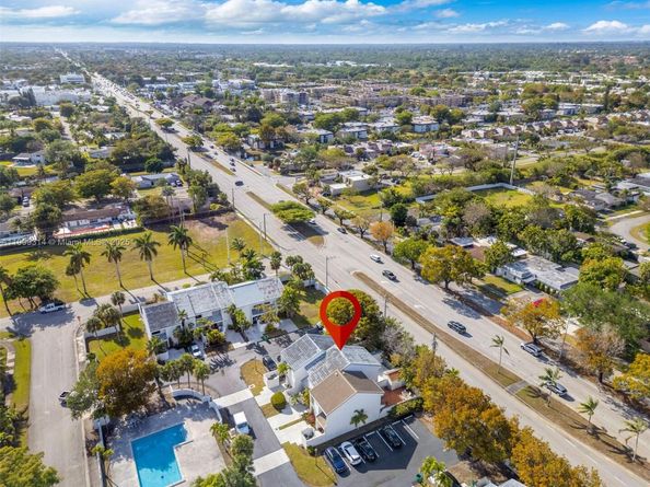 10215 SW 89th St, Miami FL 33176