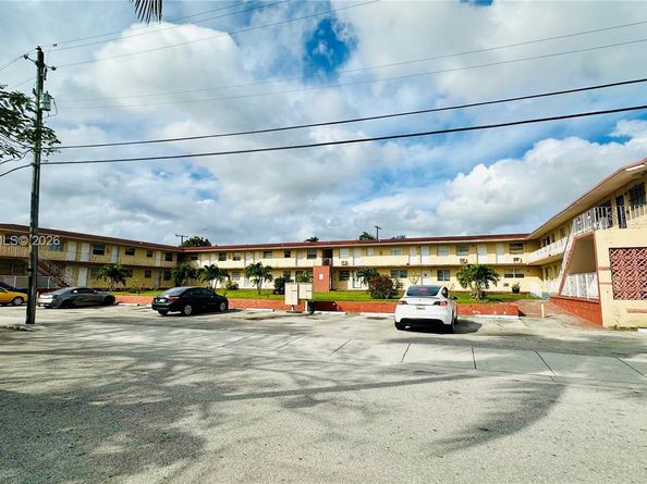 2651 NW 13th St 41, Miami FL 33125