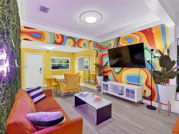 5627 NW 9th Ave, Miami FL 33127