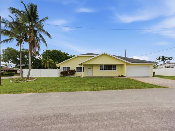 4361 NE 13th Ter, Oakland Park FL 33334
