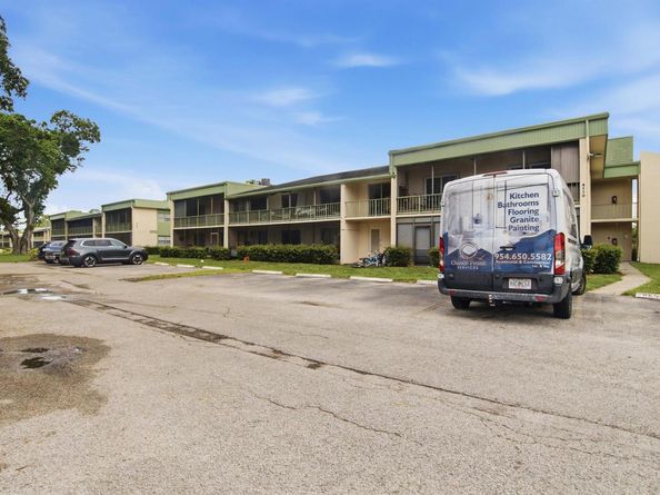 4110 NW 88th Avenue 205, Coral Springs FL 33065