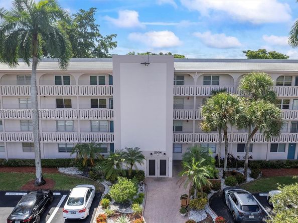 2004 Granada Dr H1, Coconut Creek FL 33066