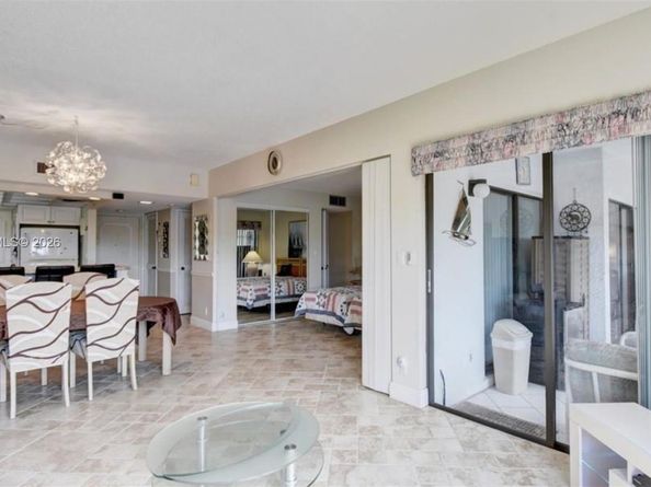 2311 S Cypress Bend Dr 419A, Pompano Beach FL 33069