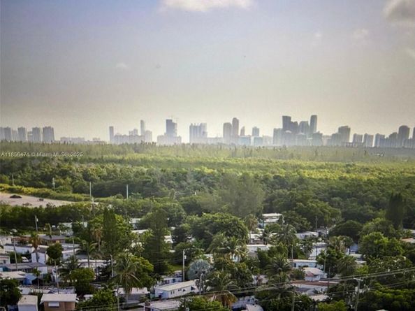 2350 NE 135th St 1503, North Miami FL 33181