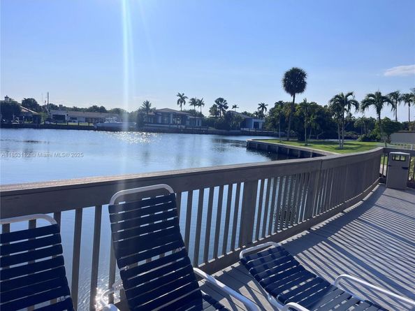 2101 Atlantic Shores Blvd 309, Hallandale Beach FL 33009