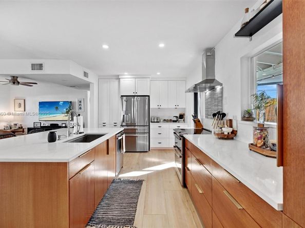 1114 SW 19th St, Fort Lauderdale FL 33315