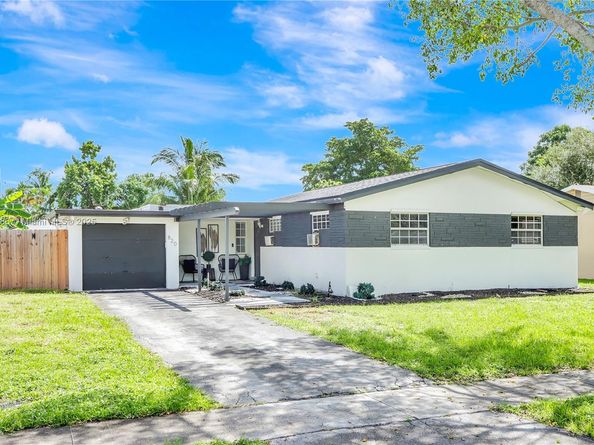 820 NW 67th Ave, Margate FL 33063