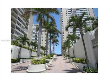 1904 S Ocean Dr