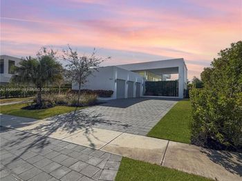 16582 S Botaniko Dr S