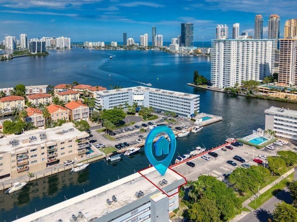 3849 NE 169th St 412, North Miami Beach FL 33160