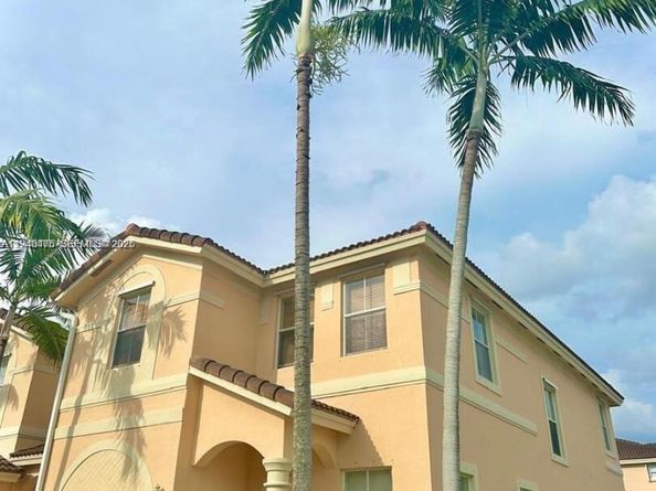 12193 SW 124th Ct, Miami FL 33186