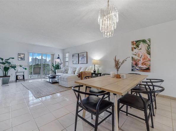 2455 Flamingo Dr 504, Miami Beach FL 33140
