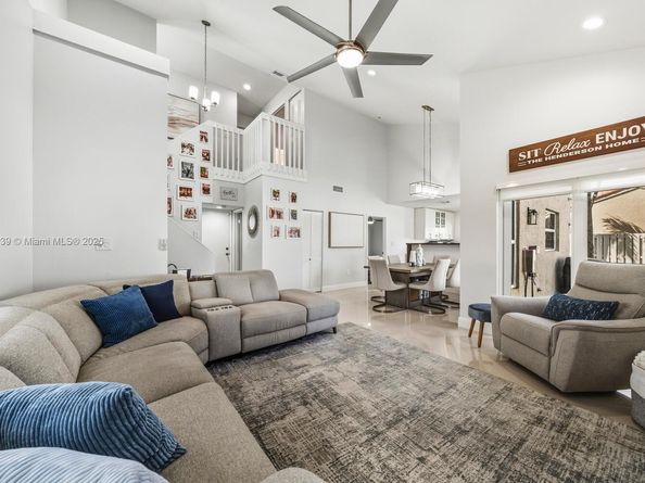 12626 NW 15th St, Sunrise FL 33323